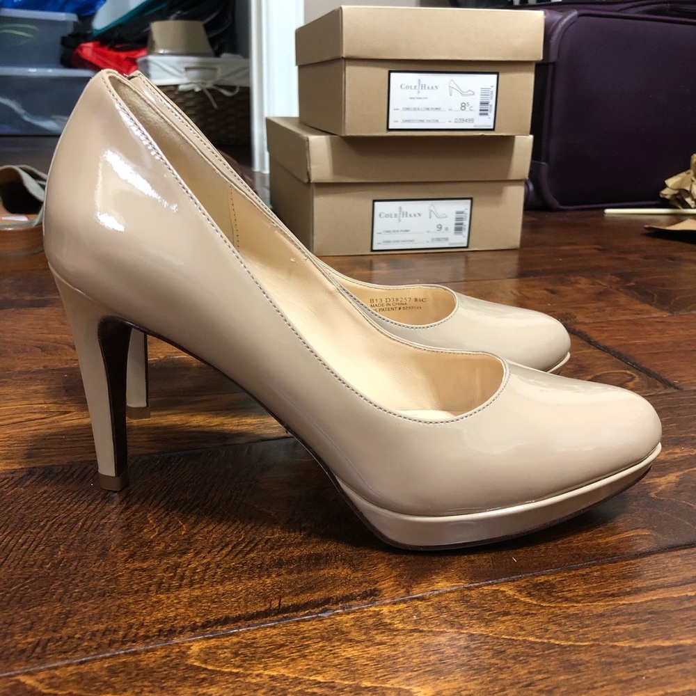 Chelsea Pump in Maple Sugar - Picture 1 of 5